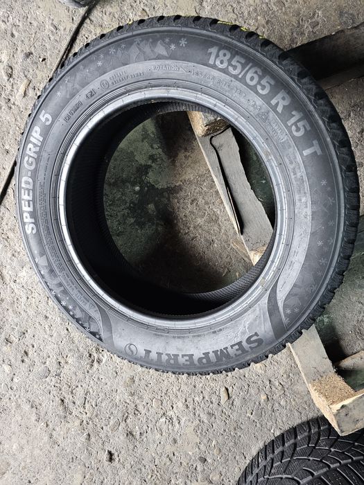 4 anvelope iarna 185 65 15 Semperit 7.9mm 2021
