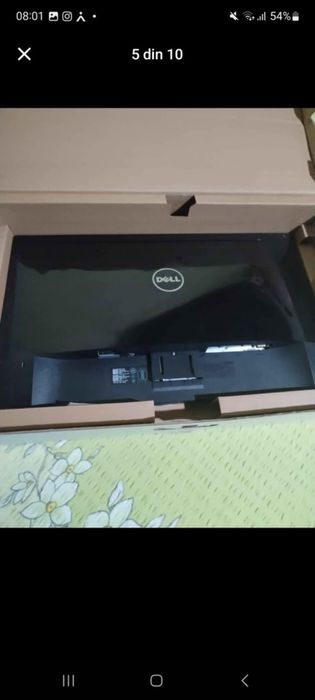 Vand monitor pc in stare fffff.buna