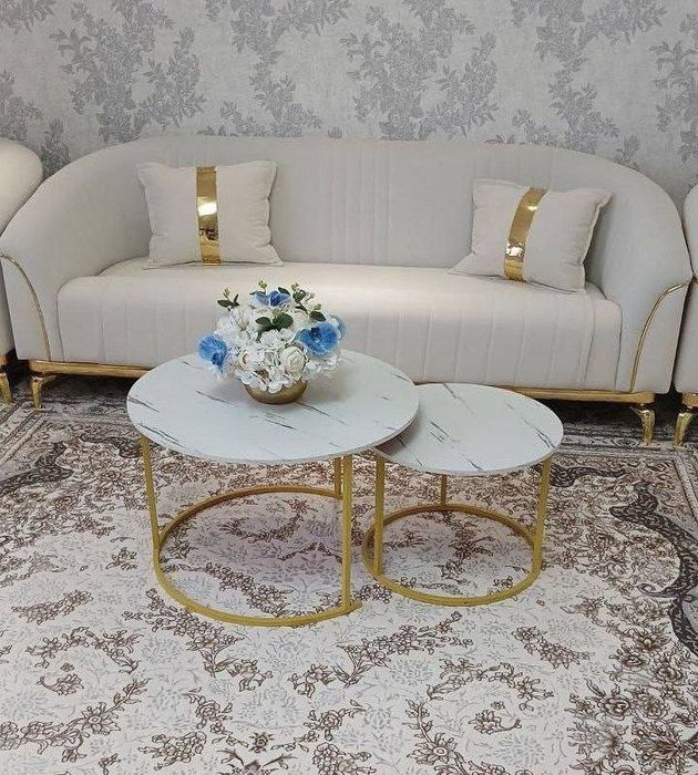 Jurnalniy stol sotiladi  dastafaka bor