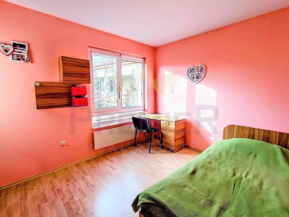 Дава се под наем Тристаен апартамент в Варна, Бриз - 90 кв.м за 747.66 € - Снимка #6