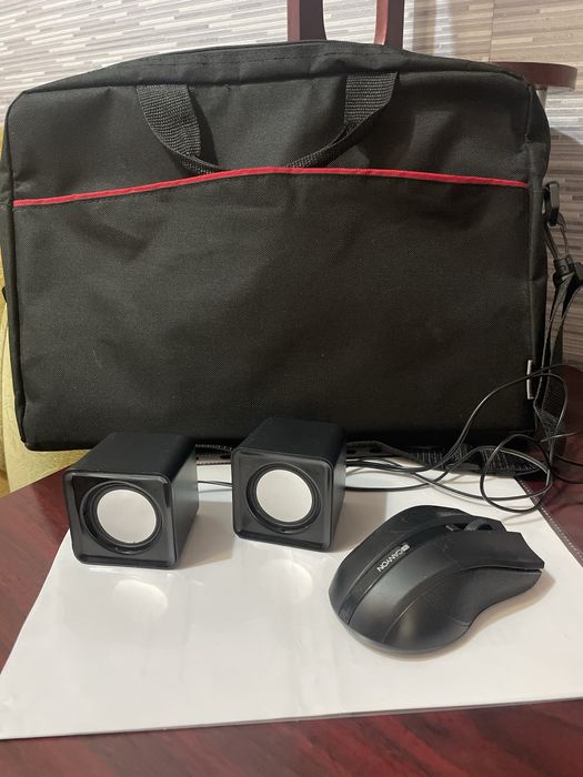 Ноутбук для учебы. Lenovo. Брала для учебы. Есть коробка, документы.