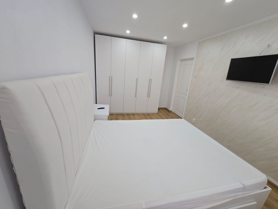 Inchiriez ap.2 camere
