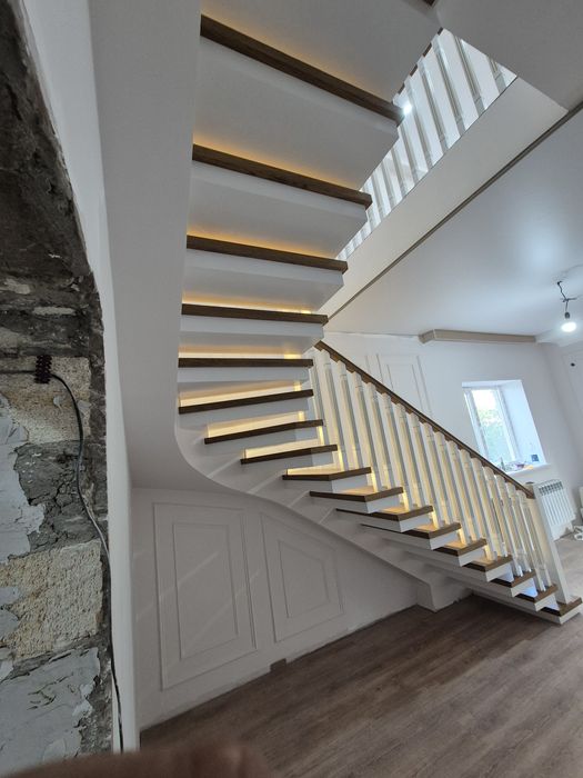 Деревянные лестница