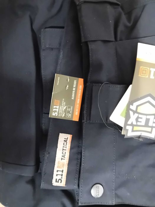 Pantaloni Tactical 5.11 noi nouti cu etichete aferente