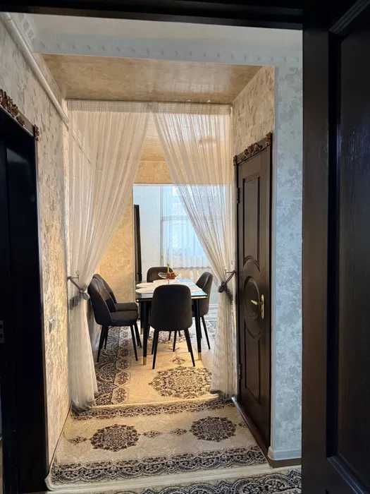 4 хонали кенг ва қулай квартира сотилади Шайхантахур  1-этаж 113.5 м²