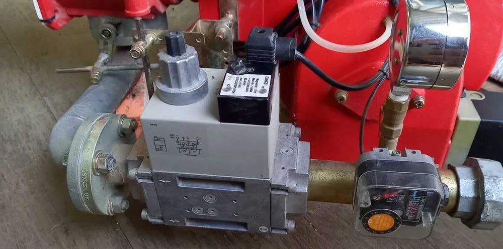 Услуги ремонт газового оборудования горелка baltur riello weishaupt