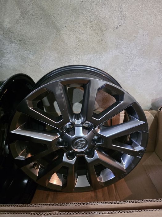 Продам диски R 18 Prado