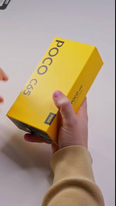 Xiaomi Poco C65 телефон сотка