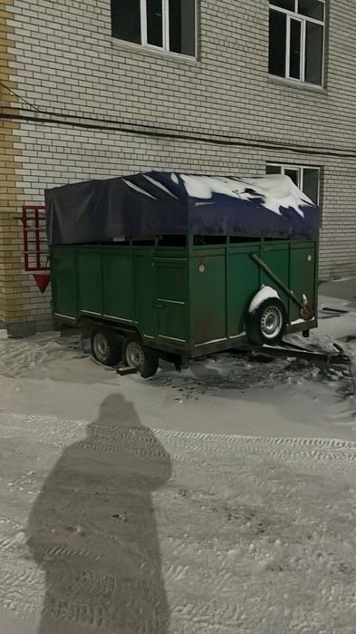 Продам прицеп коневозка
