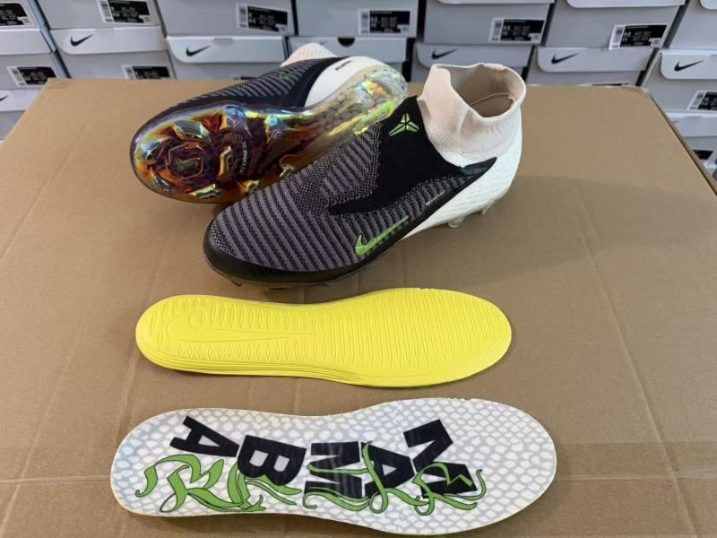 Ghete fotbal nike phantom gx ii elite fg - mamba mentality (kobe bryan