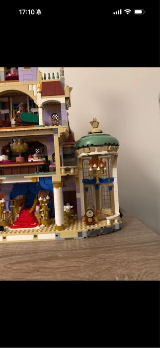 Lego Castelul Frumoasa si Bestia