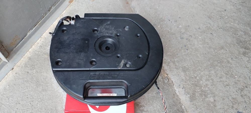 Subwoofer subwoofer Mazda