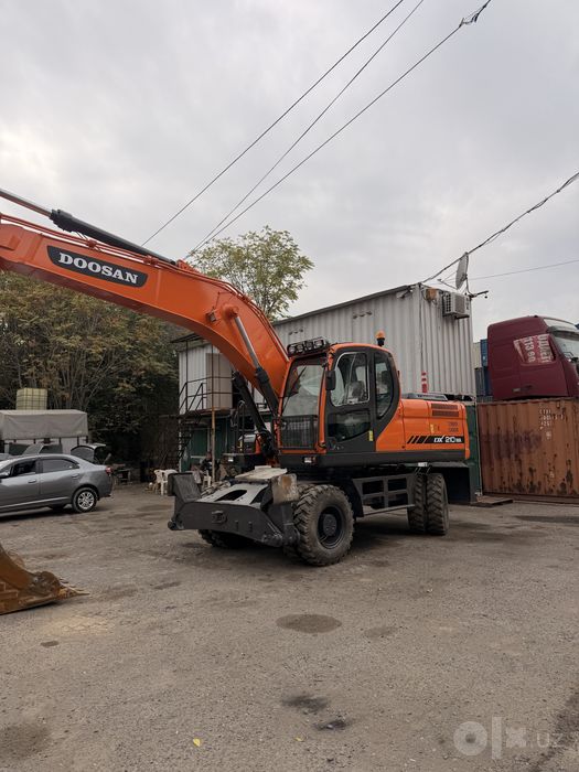 Doosan 210 экскаватор