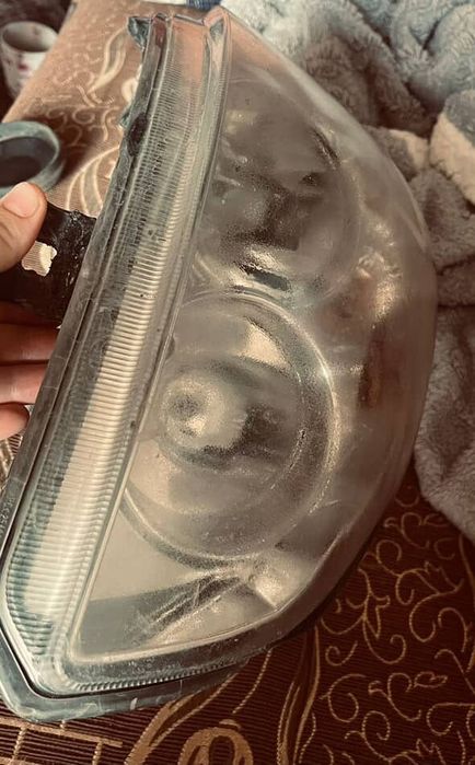 Продам фары на приору