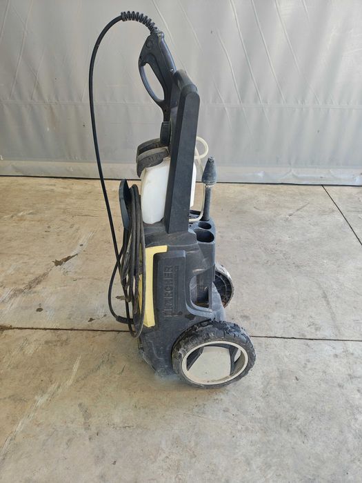 Водоструйка Керхер 5