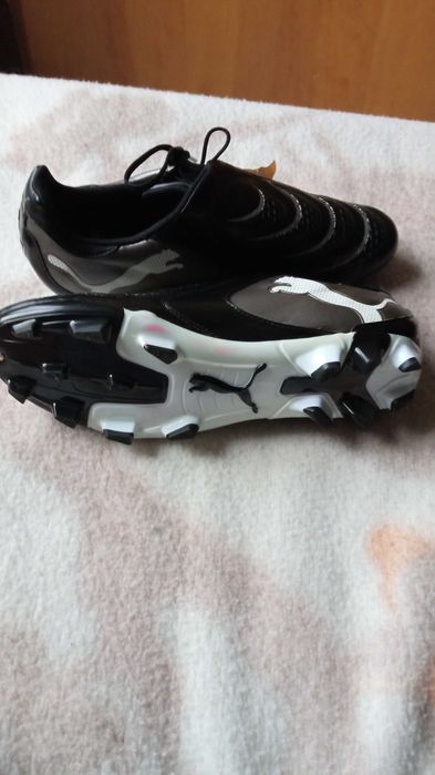 Футболни обувки/Puma