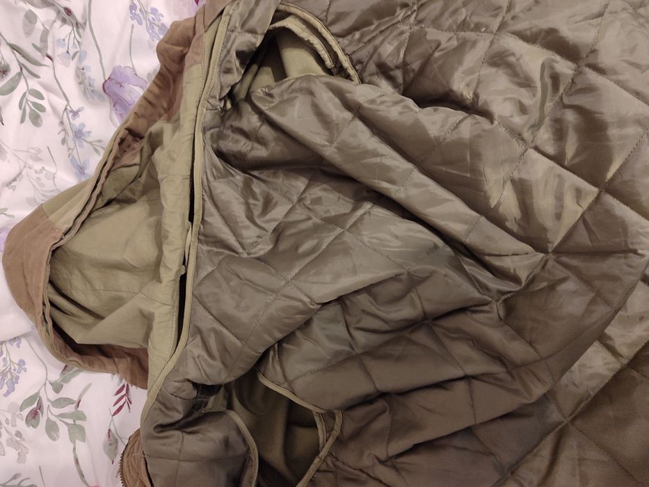 Зелено есенно яке с качулка тип парка