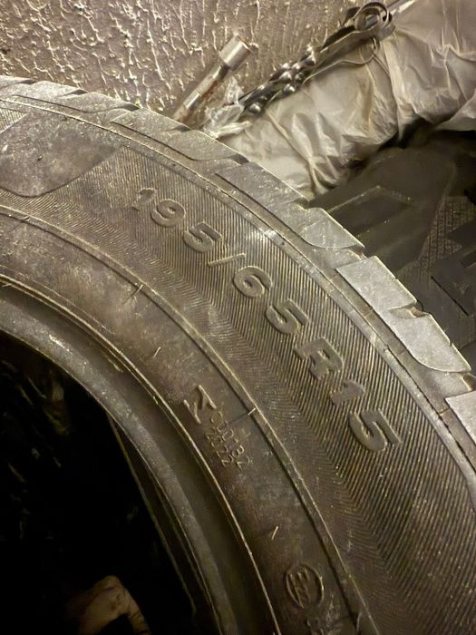 Продам шины 195/65/15
