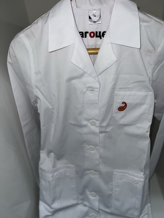 Хирургичка, хирургическая форма, белый халат медицинский белый