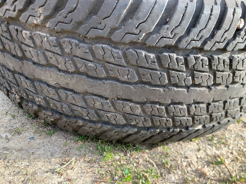 Продам бу шины хорошие