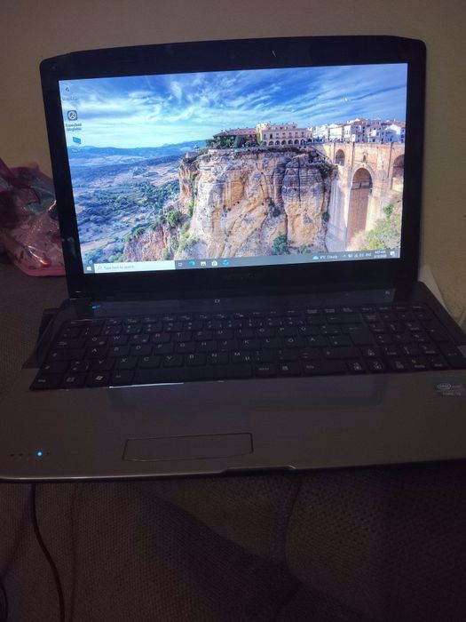 Medion Akoya  MD 78730 i3 gen 2