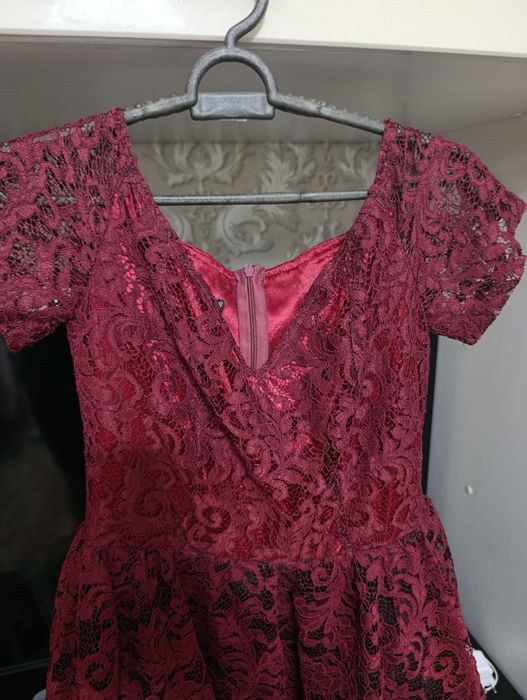 Продам платье размер