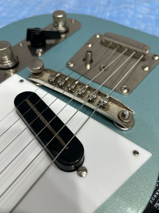 Электрогитара Jolana Iris