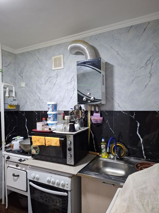 Срочно продаётся 2х комнатная квартира на 4этаж