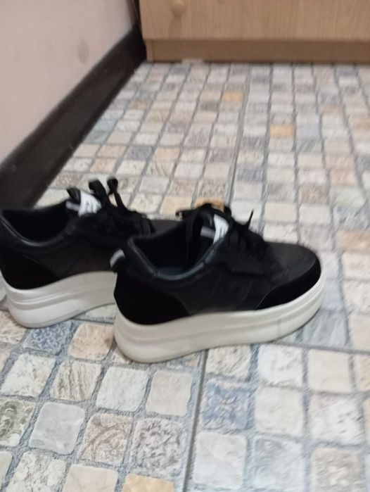 Продам обувь, состояние нового