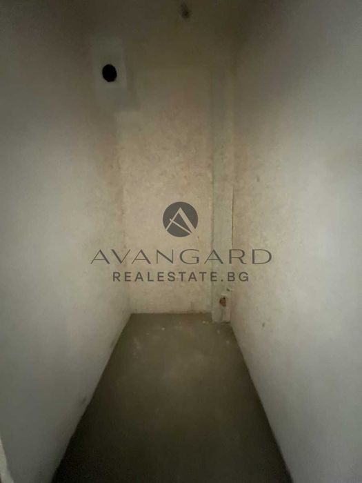 оф.19270 Двустаен с веранда и двор/ Гребна база