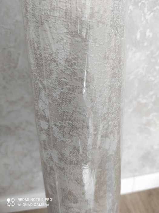 Продам обои новые