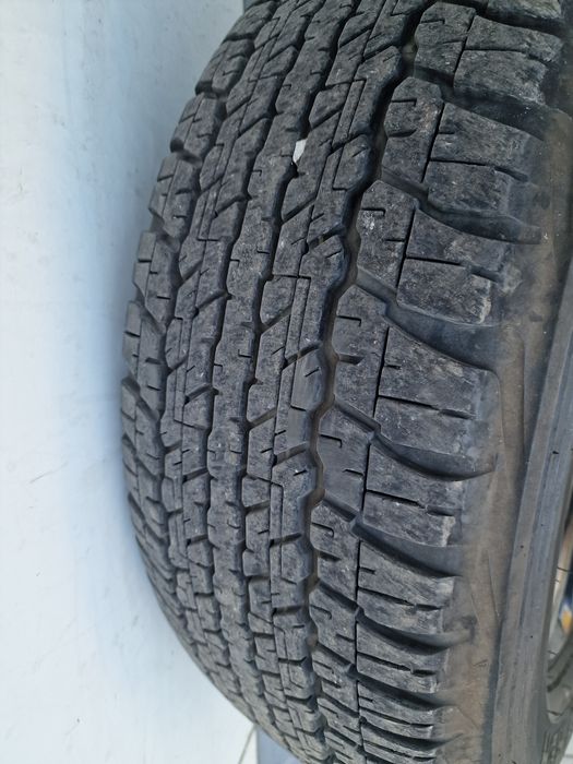 Шины  2 комплекта на прадо