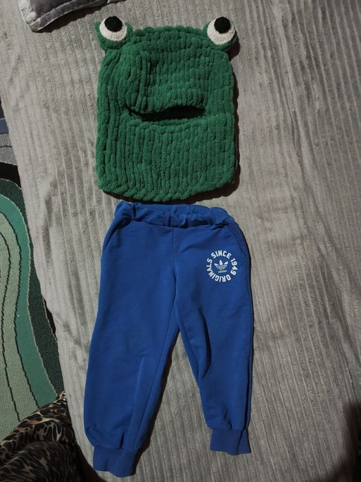 Шикарные шортики для девочки, новые и смешная шапка.