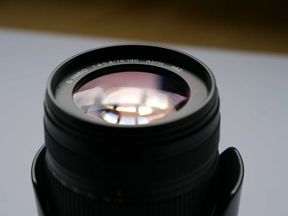 Olympus BLS-5  Panasonic 14-140mm F4-5.8  GH5