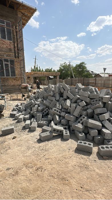 Шлакоблок строительный