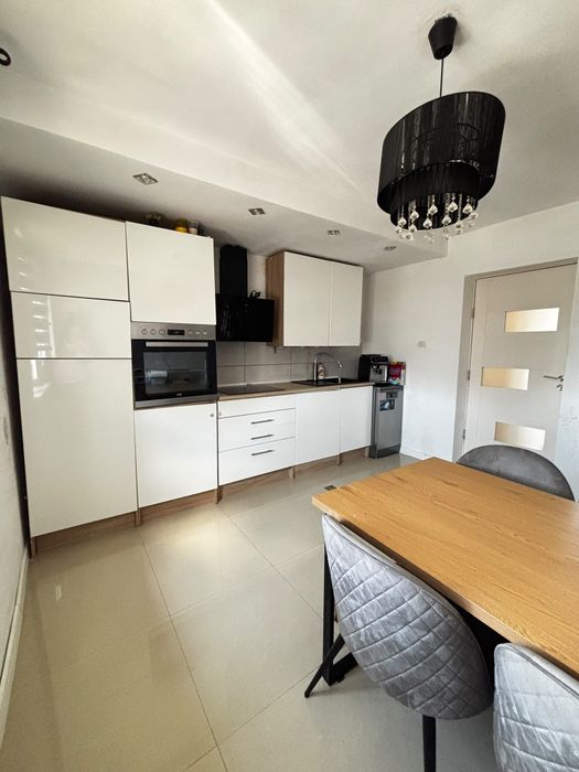 Apartament 3 camere Utvinis langa ZIMANDCUZ 10 minute de Arad