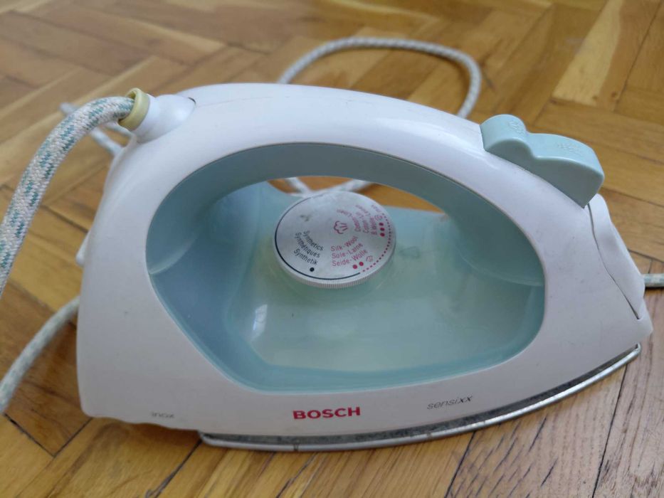 Ютия Bosch, грилче, сандвич преса, пасатор, машинка за сладолед