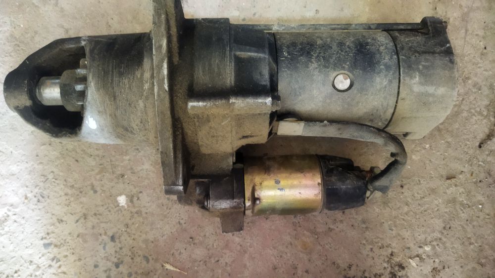 Стартер на двигатель D6 HYUNDAI