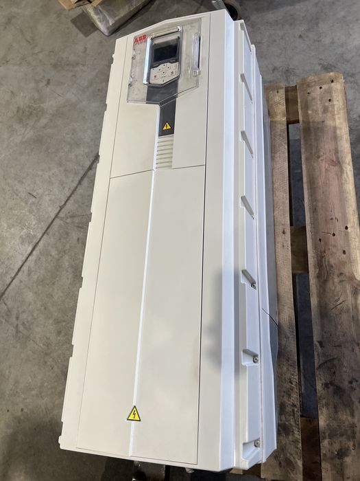 Честотно управление ABB 200 kW/кВ/честотен регулатор