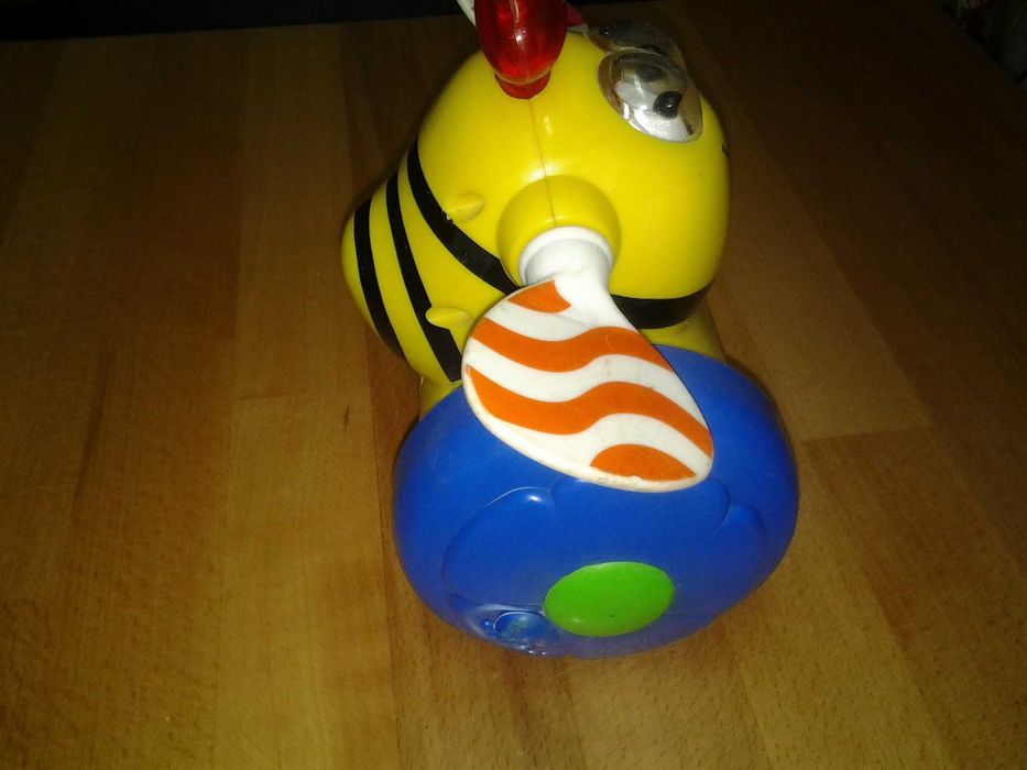 Play Skool - albinuta muzicala 20 cm jucarie copii