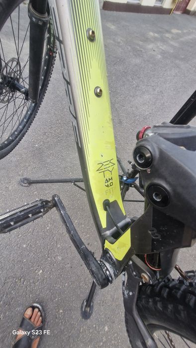 MTB full-suspension, cu roată de /29", transmisie 1x și tija de șa