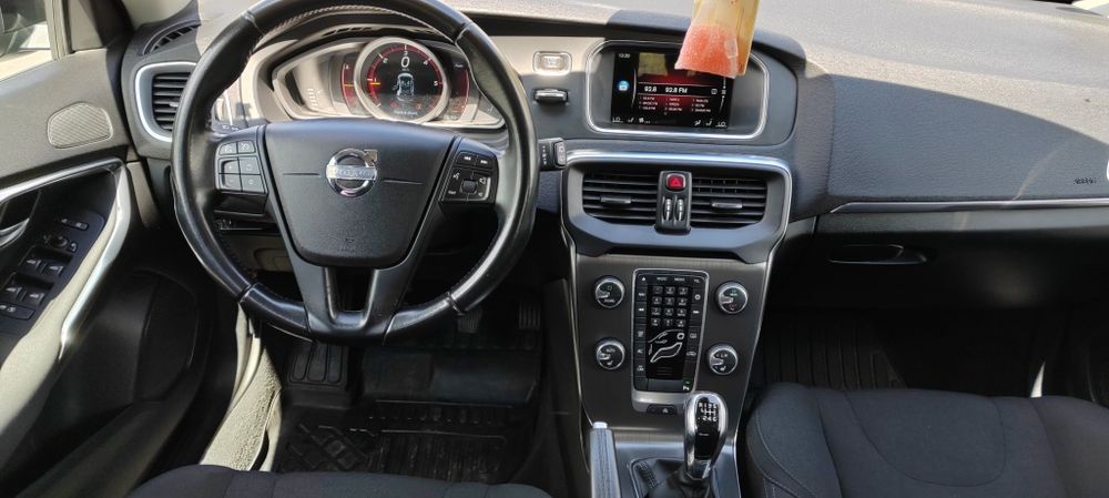 De vanzare Volvo V40 an 2015 hatchback