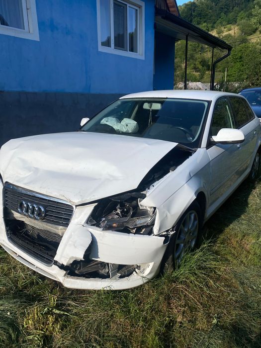 AUDI A3 Sportback 0 — imagine 2