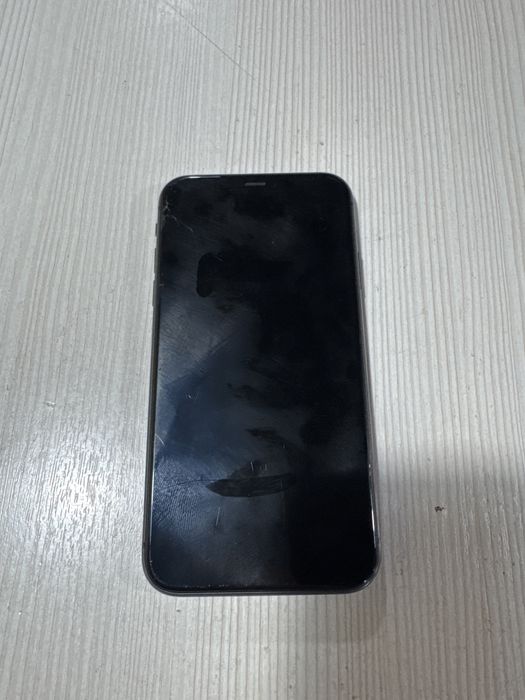 Продается iphone 11,128g