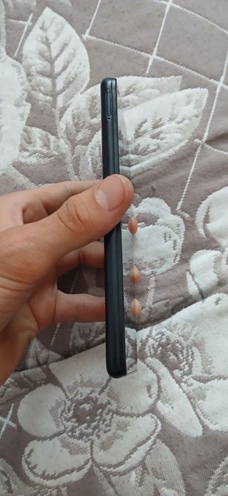 telefon bor sotiladi