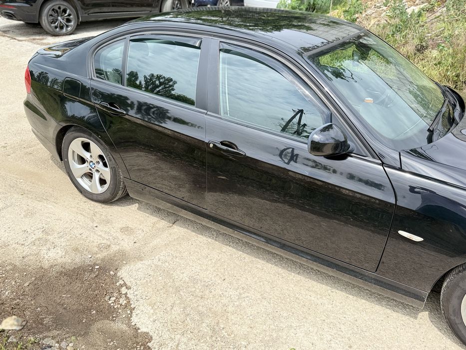 Aripa stanga bmw e90 e91 usa stanga usa dreapta bmw e90 e91