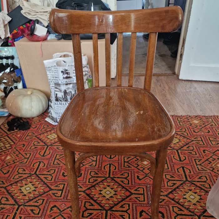 Продам венский стулья