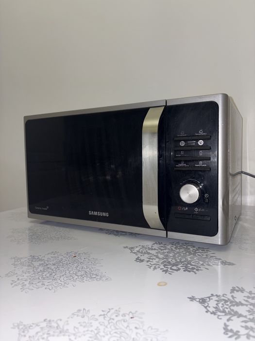 Микроволновая печь SAMSUNG