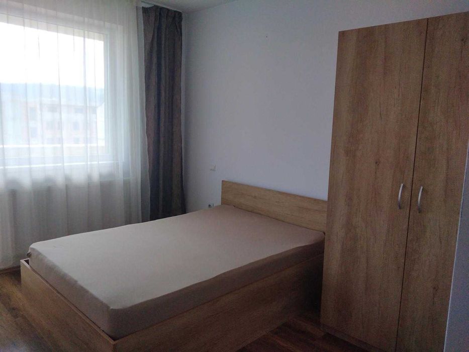 Inchiriez apartament 2 camere zona Profesor Ioan Rus langa primarie