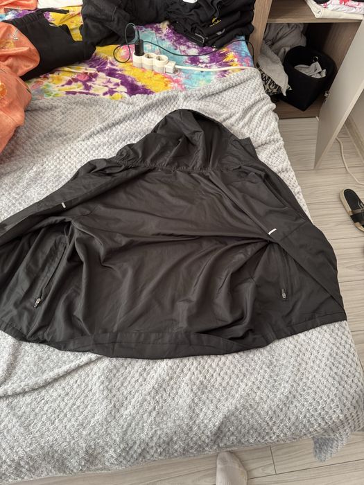compleu nike miller marimea S pret 200 lei